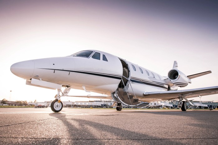 Jet private flying tarmac