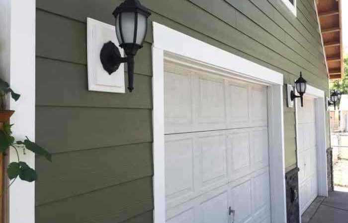 Replacing siding with hardie board